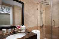 In-room Bathroom Serenity Villa Hotel