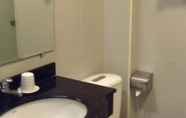 Toilet Kamar 7 Hoa Hong Hotel 2 - Xa Dan