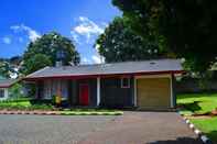 Bangunan Bungalow Singgalang near Taman Safari