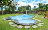 Swimming Pool 5 Bungalow Galunggung near Taman Safari