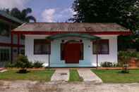 Lobi Bungalow Papandayan near Taman Safari