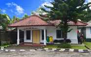 Exterior 2 Bungalow Krakatau near Taman Safari