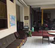 Lobby 3 Economy Room near Train Station Paledang at Wisma Firman (WF2)