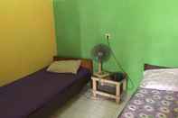 Bedroom Low-budget Room near Train Station Paledang at Wisma Firman (WF3)