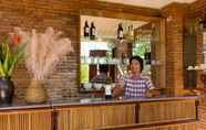 Bar, Cafe and Lounge 7 An Bang Sunset Village Homestay 