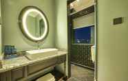 In-room Bathroom 6 Hotel D'Melin