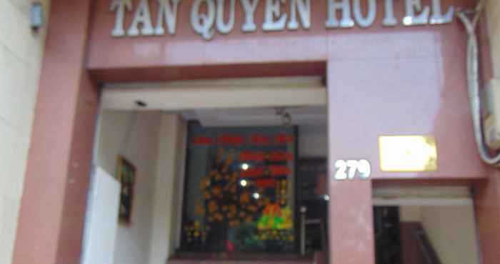 Bên ngoài Tan Quyen Hotel