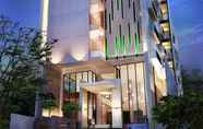 Luar Bangunan 4 Genio Hotel Manado