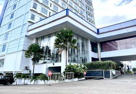 Bangunan Grand Asrilia Hotel Convention & Restaurant