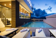 Hồ bơi 3 Meriton Hotel Nha Trang