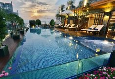 Swimming Pool 2 Lotus Saigon Hotel