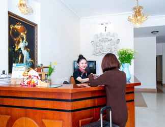 Sảnh chờ 2 Le Petit Paris Dalat Hotel