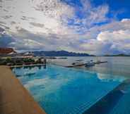 สระว่ายน้ำ 6 Two Seasons Coron Bayside Hotel