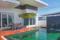 Swimming Pool Jira Pool Villa