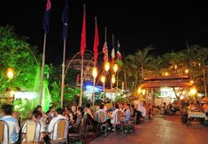 레스토랑 7 Duy Tan Hotel