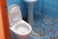 Toilet Kamar Miss Hong House