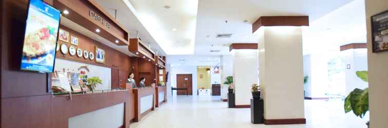 Lobi The Color Living Hotel