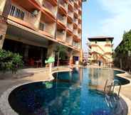 Swimming Pool 4 Siam Platinum Pattaya Hotel