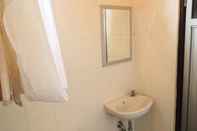 Toilet Kamar Hotel Nanda