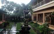 พื้นที่สาธารณะ 6 Puji Homestay Mataram