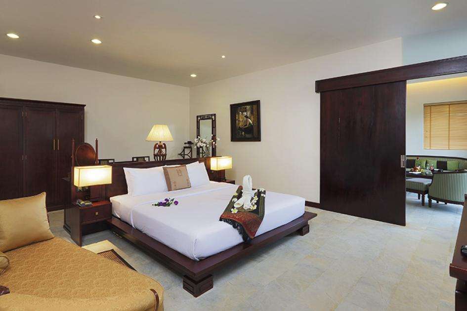 Takalau Residences and Resort khách sạn gần biển Đồi Dương