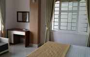 Kamar Tidur 7 The Light Hotel