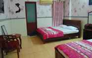 Kamar Tidur 4 Hoang Long Hotel