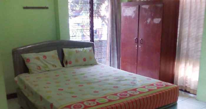 Bedroom OYO 91473 Wisma Husada 1 Semarang
