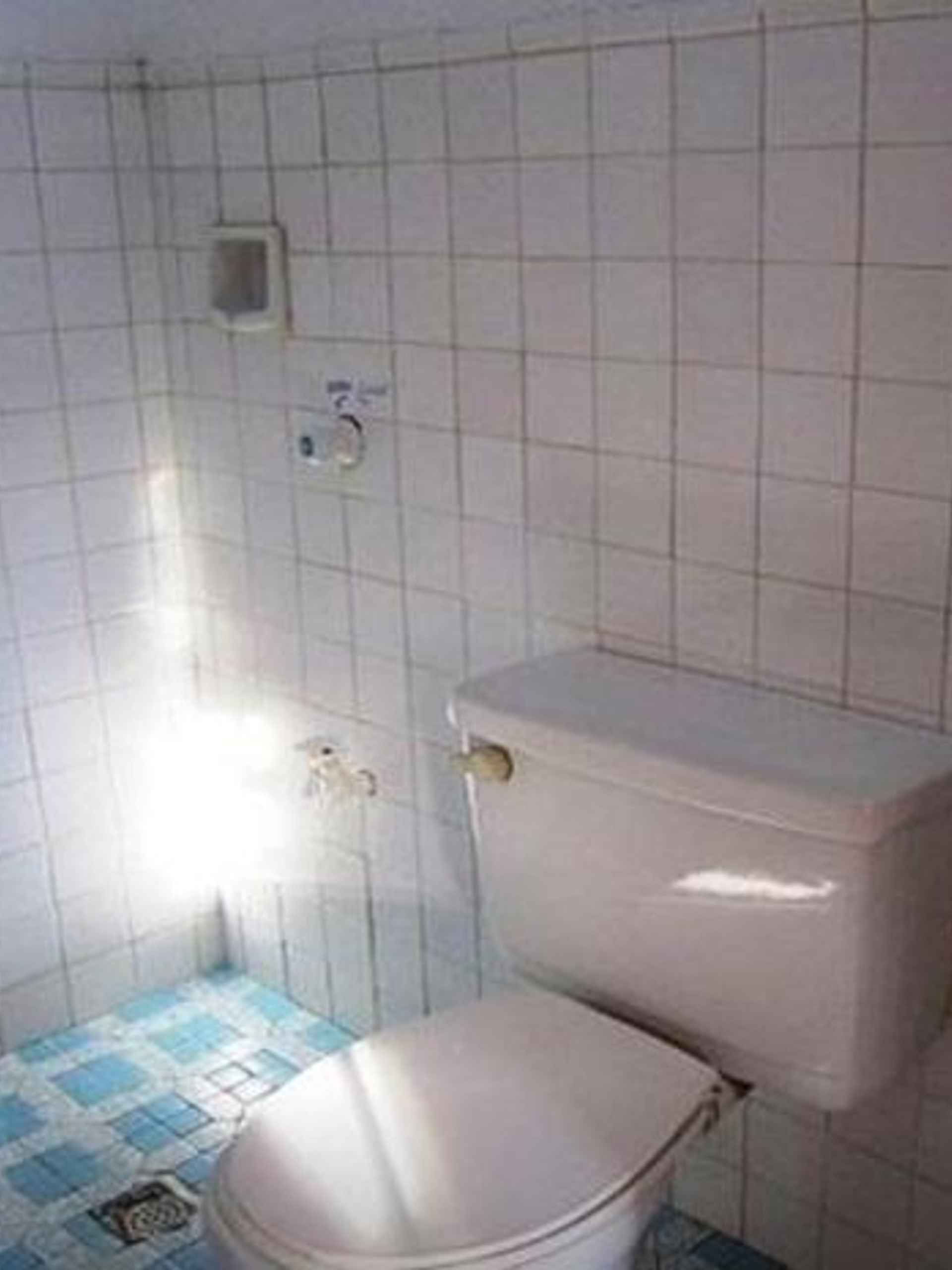 In-room Bathroom Sundown Austrian Pension House 1