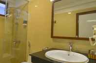 Toilet Kamar The Mountaineer Hotel