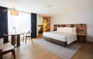 Bedroom 2 Montien Hotel Surawong Bangkok