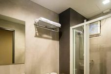 객실 내 욕실 Siam Mitr Hostel