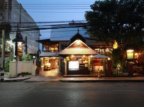 外部的 4 Rich Lanna House