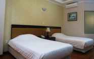 Bedroom 6 Dien Luc Bai Chay Hotel