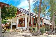 Lobby Hut Sun Bungalows