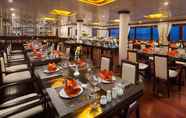 Nhà hàng 5 Halong Silversea Cruise