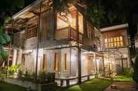 Luar Bangunan The Flying Fish Boutique Hostel