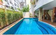 Swimming Pool 2 MP Residence