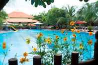 Swimming Pool Saigon Suoi Nhum