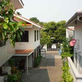 Baan Siwali 1, Hotel Wat Phan Tao