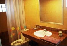 In-room Bathroom 5 Kinnaree Resort