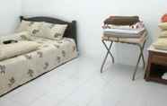 Kamar Tidur 5 Lyaa Resthouse