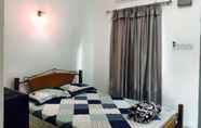 Kamar Tidur 3 Lyaa Resthouse