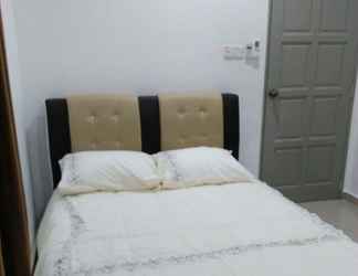 Kamar Tidur 2 Diana Bachok Homestay