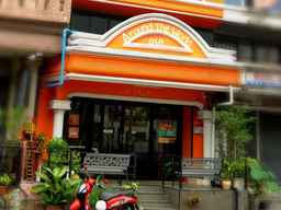 Around The World Bed & Breakfast, SGD 40.75