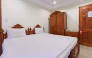 Kamar Tidur 7 Golden View Hotel