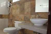 Toilet Kamar Pure Resort