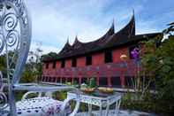 Lobby Rumah Gadang Natigo "A Home to Stay with Tradition"
