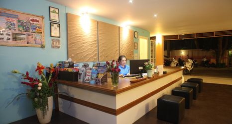 Lobby 2 Palm Coco Mantra