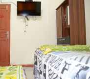 Bedroom 4 Guest House Zaky Bukittinggi (ZK2)